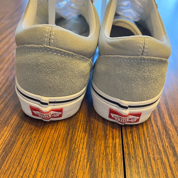 ⚡️FLASH SALE⚡️ Old skool vans desert sage green and true white size 7.5 women’s - Picture 3 of 5